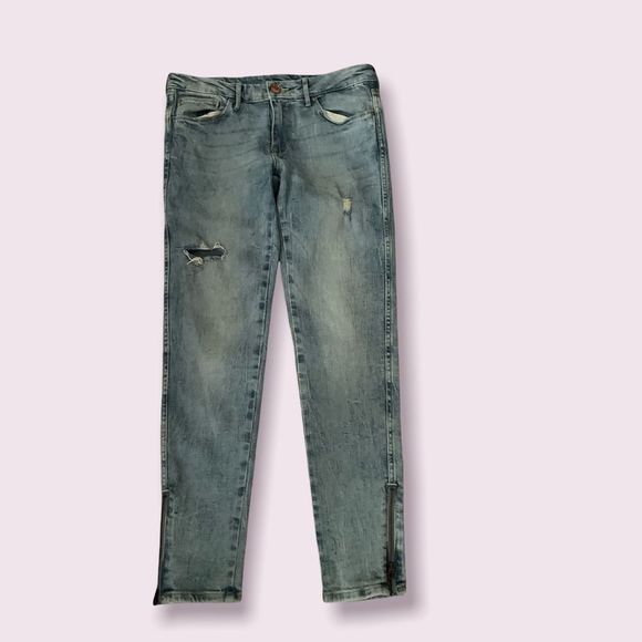 3/$25 Divided ankle/crop jeans size 8 - Picture 1 of 7